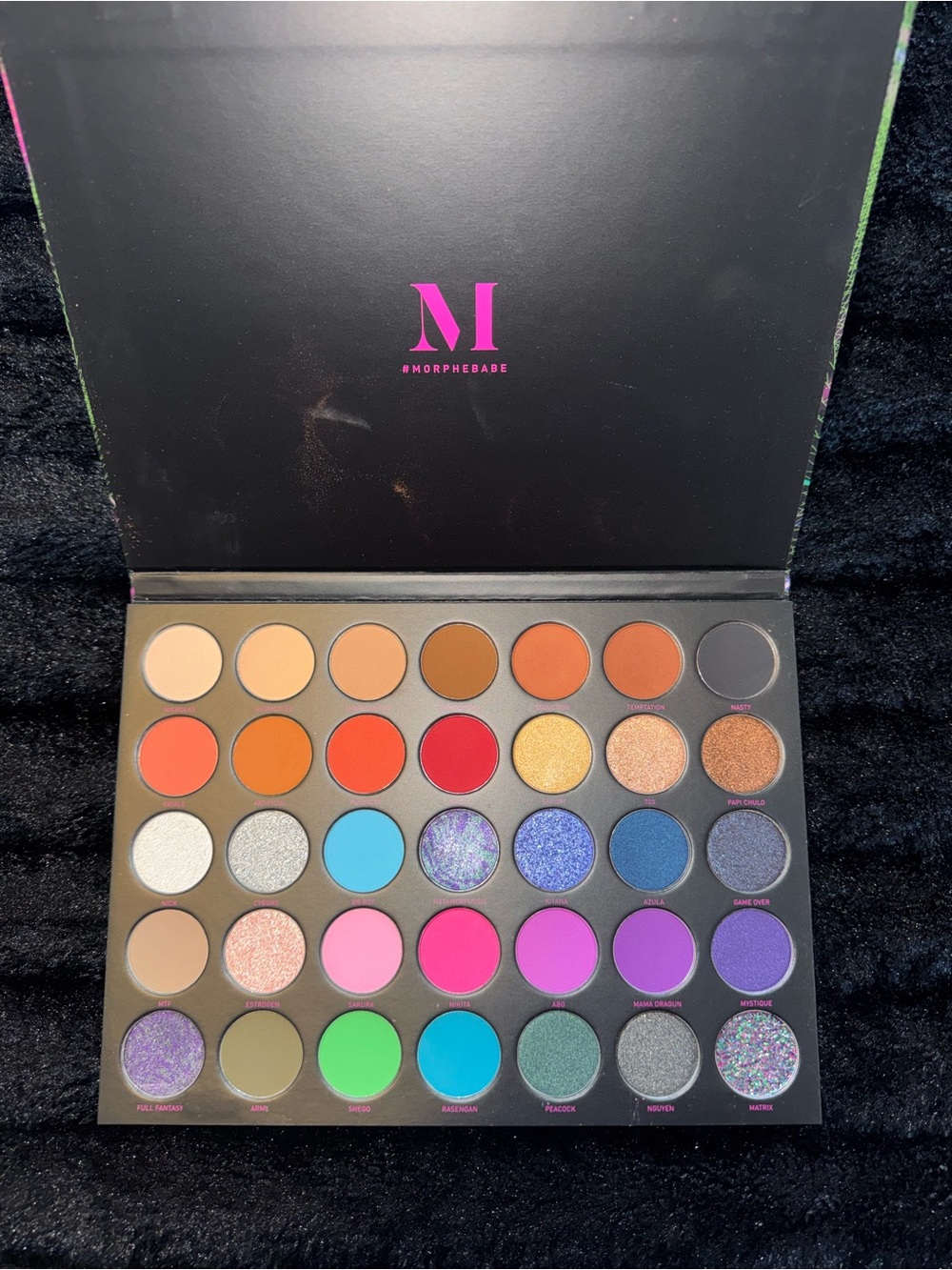 Morphe 35-Color Vibrant Eyeshadow Palette - Nikita Palette